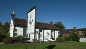 Anchorage Guest House - Also 1 room available with Hot Tub,must be booked separately
